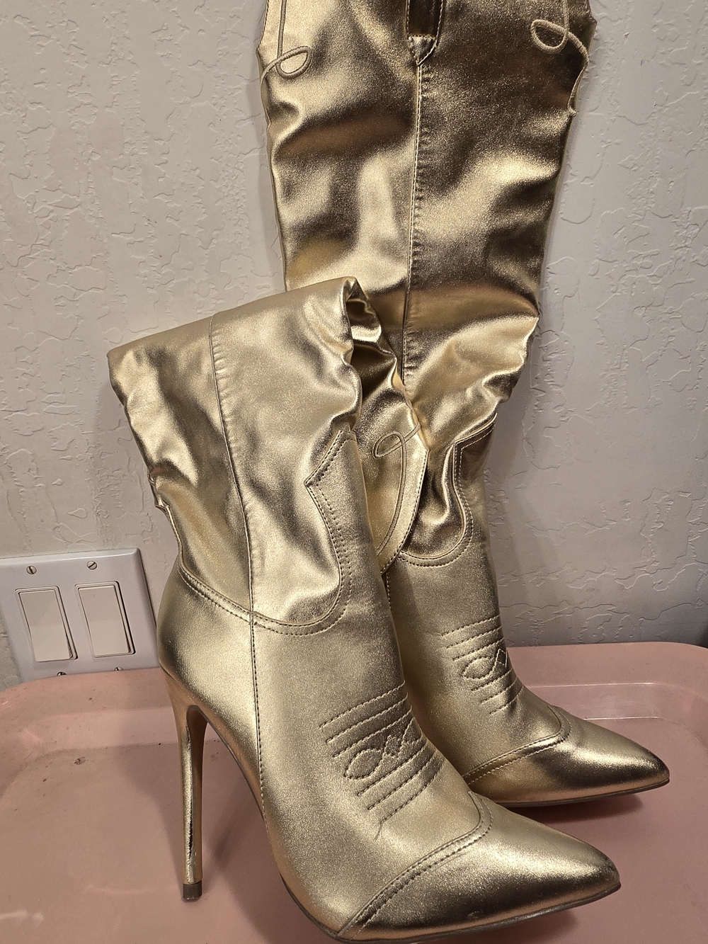 Women's Gold Metallic Stiletto Cowboy Boot
